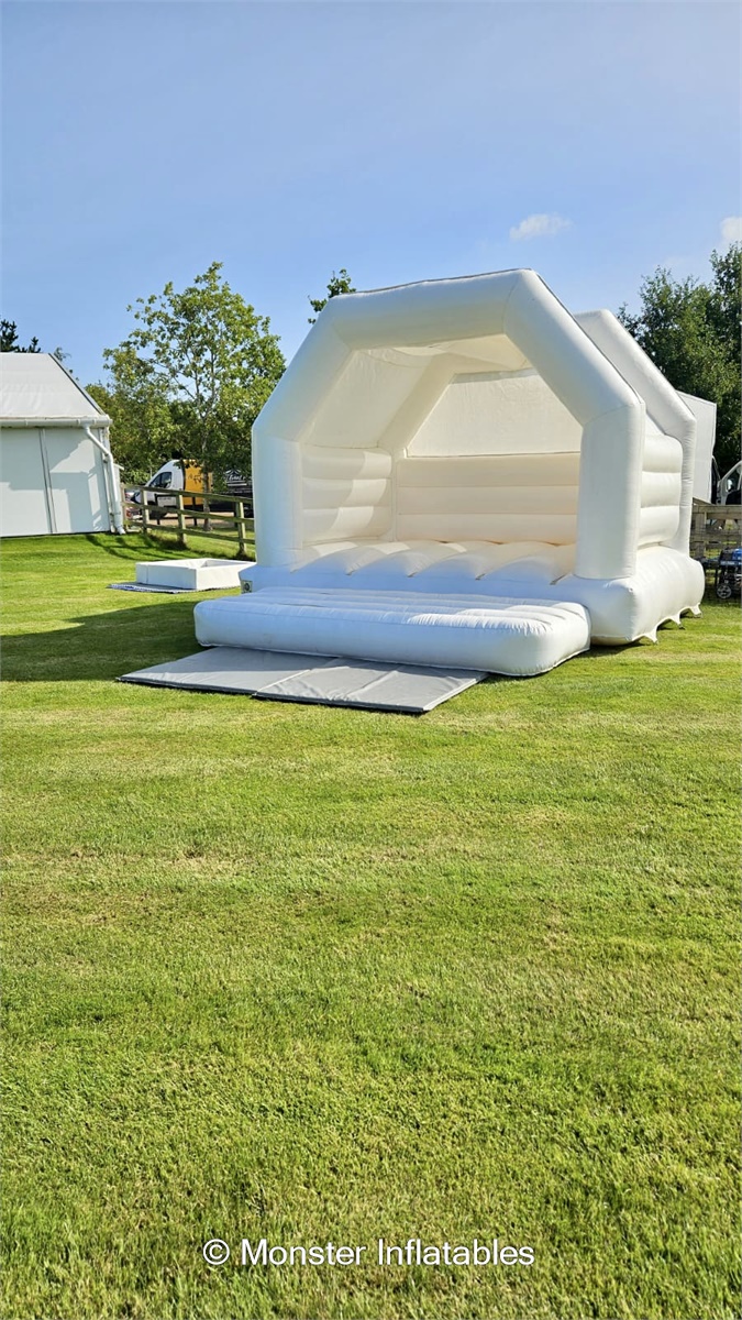 White Wedding Bouncy Castle - Bouncy Castle u0026 Soft Play Hire in Chelmsford,  Maldon, Southend, Rayleigh, Billericay, Brentwood u0026 Braintree