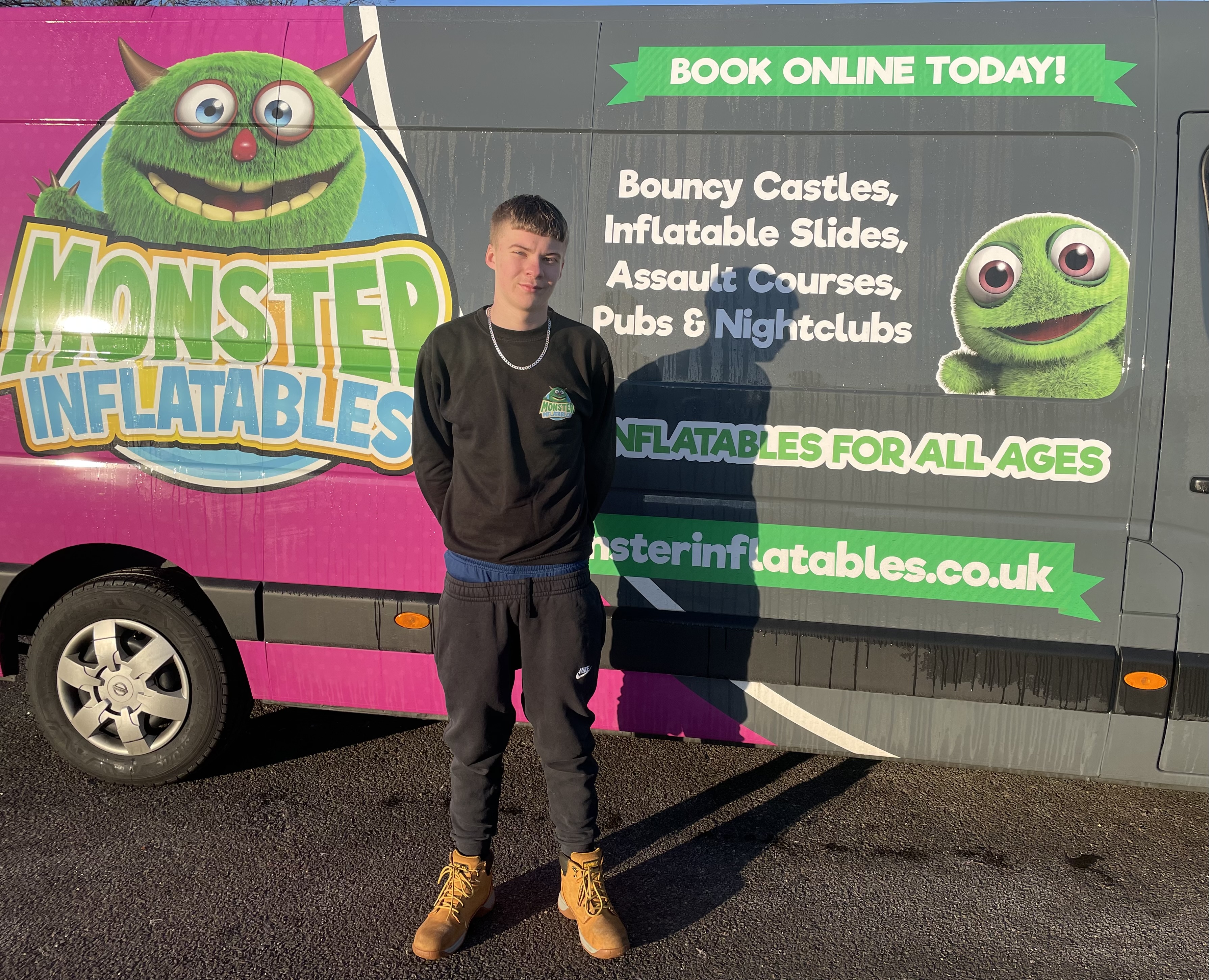 Harvey: Bouncy Castle and Inflatable Delivery Assistant
